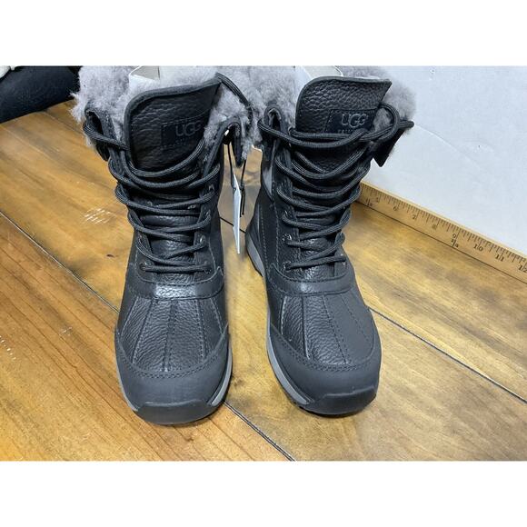 UGG Women’s Adirondack III, Black Winter Boots, Size 6 NIB - Picture 7 of 13
